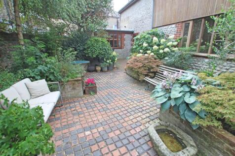 Property Image 9