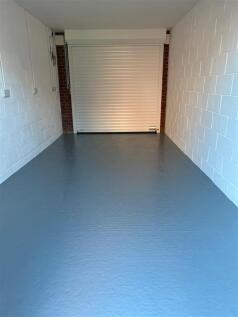 Garage 2.jpeg