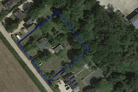 Plot for sale.jpg