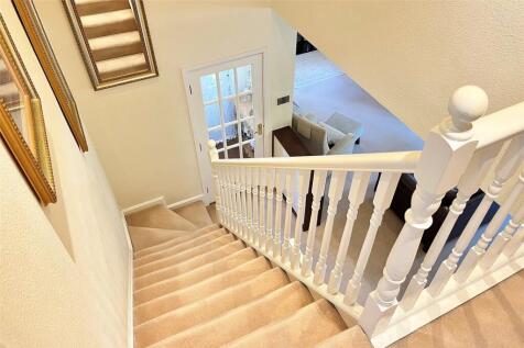 Landing/Stairs