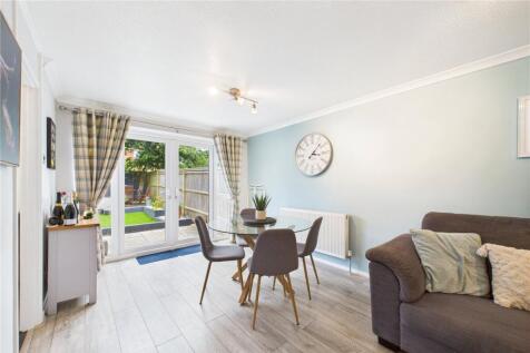 Living/Dining Area