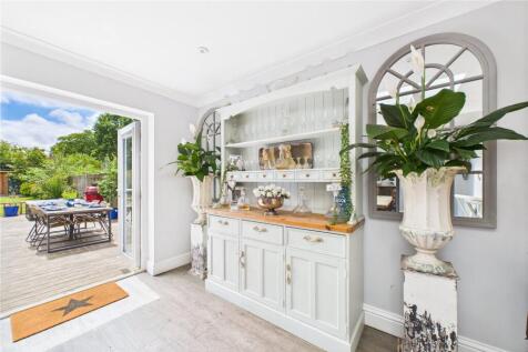 Kitchen/Living