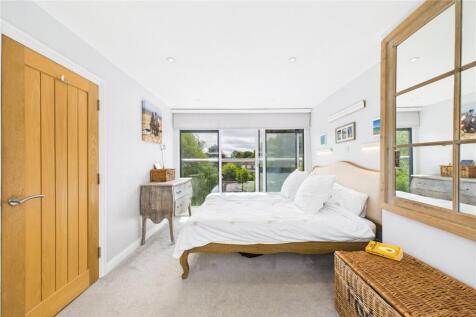 Bed 1