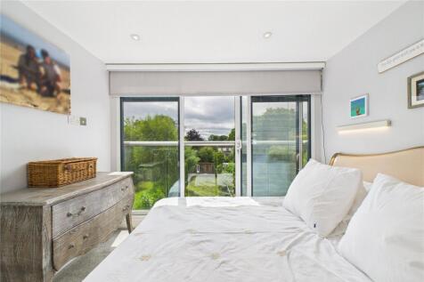Bed 1