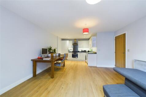 Kitchen/Living Area