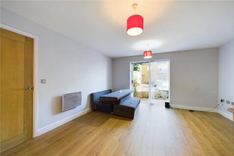 Kitchen/Living Area