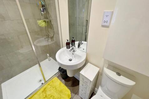 Ensuite shower room