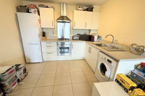 Open Plan Kitchen / Lounge