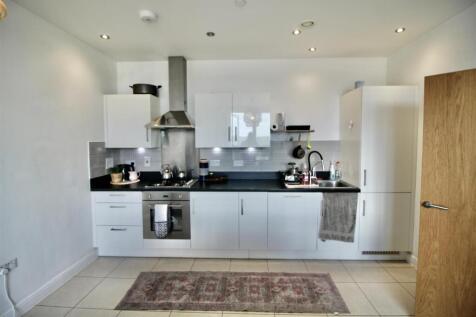 Open Plan Kitchen / Lounge