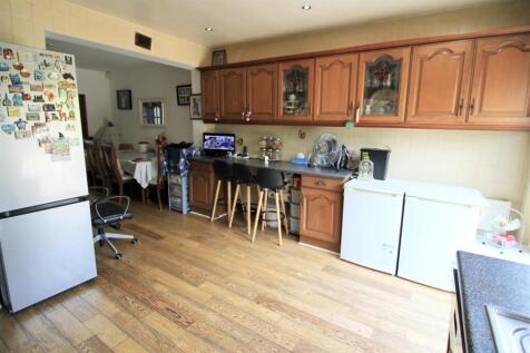 Kitchen / Breakfast Room