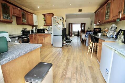Kitchen / Breakfast Room