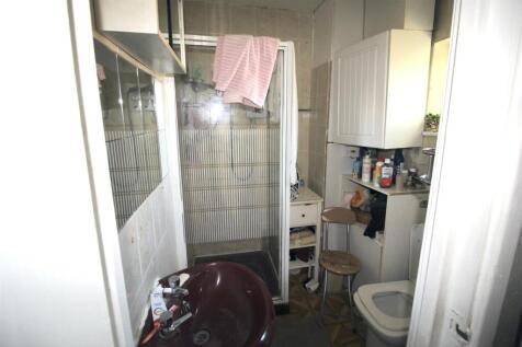 En Suite Shower