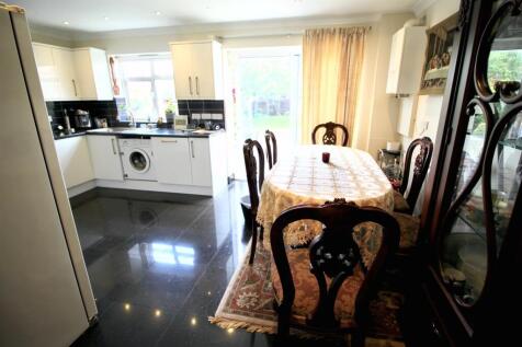 Kitchen / Breakfast Room