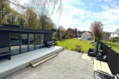 Entertaining Area