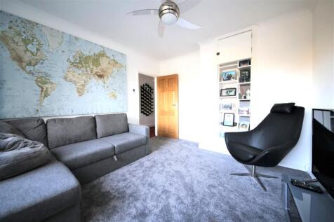 G/F Bedroom 3/Snug