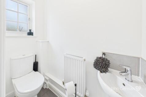 Ground floor WC