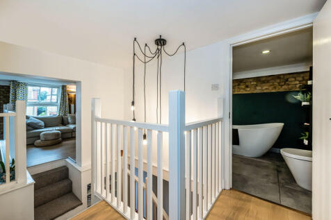 4-Royal-Gate-Apar...