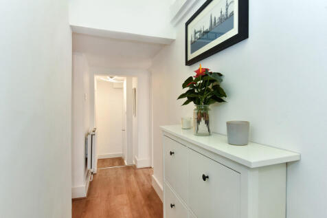 hall images take ...