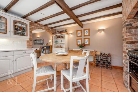 3 Grange Court PH-43.jpg