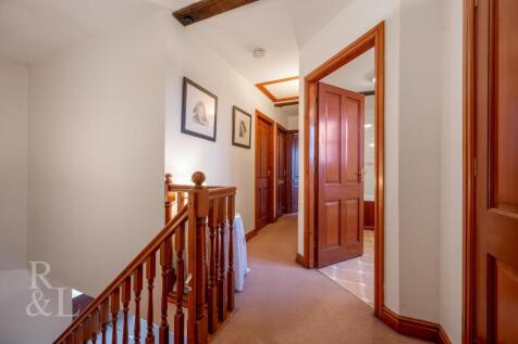 3 Grange Court PH-55.jpg