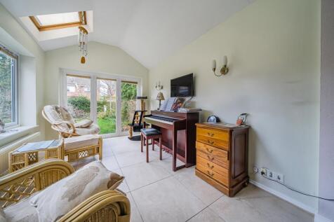 Property Image 9