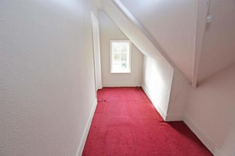walk in wardrobe
