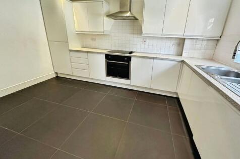 pbox-kitchen-333217.jpeg