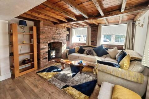 pbox-living_room-345614.jpeg