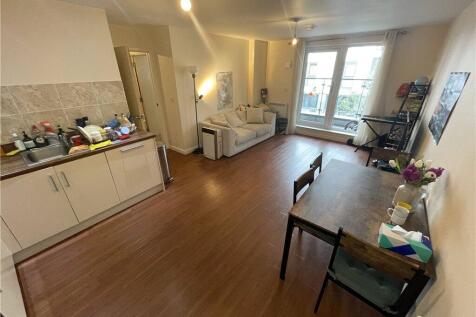Kitchen/Reception