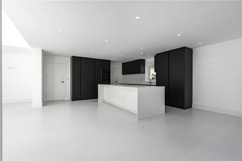 Reception/Kitchen