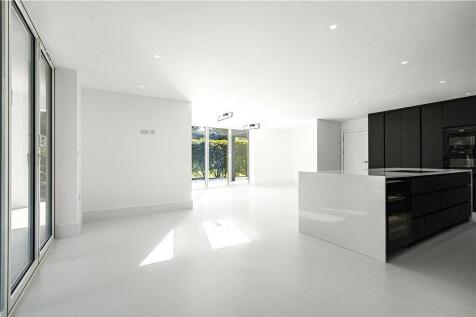 Reception/Kitchen