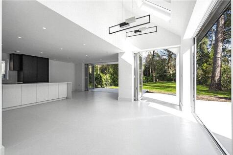 Reception/Kitchen