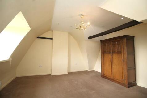 bedroom 6.JPG