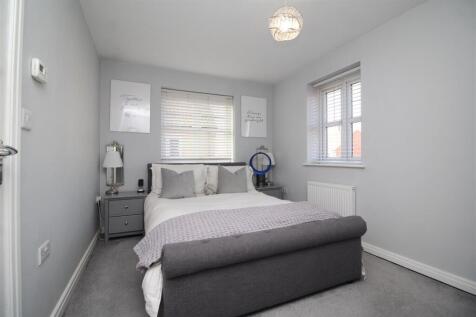 bedroom 1 1 .JPG