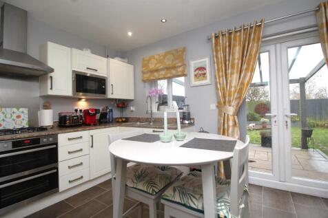 kitchen 3.JPG