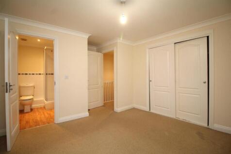 main bedroom 1.JPG