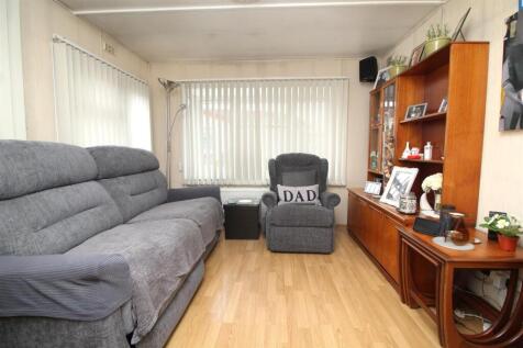 living room 1 .JPG