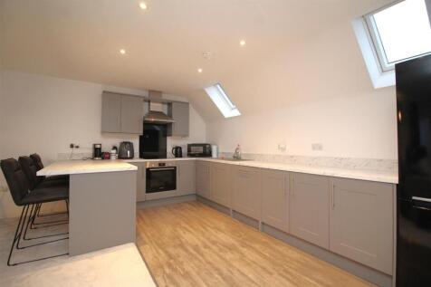 kitchen 1 .JPG
