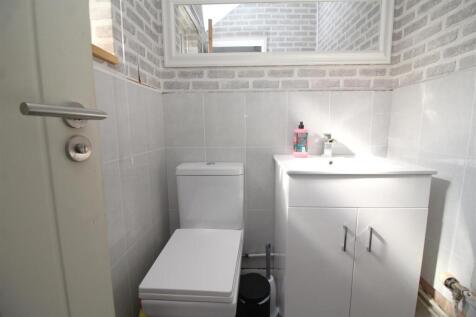 cloakroom.JPG