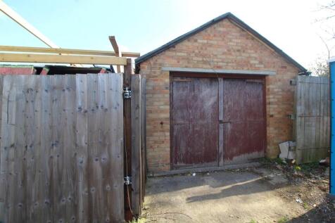 garage .JPG