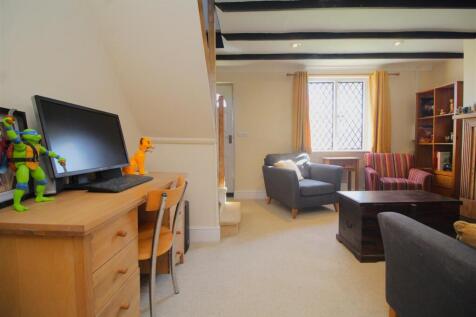 living room 3.JPG
