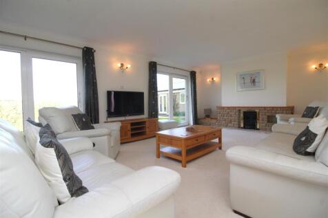 living room 1.JPG