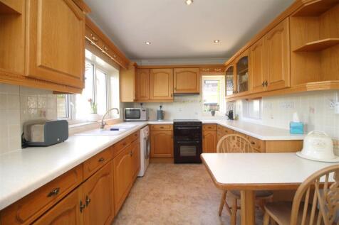 kitchen .JPG
