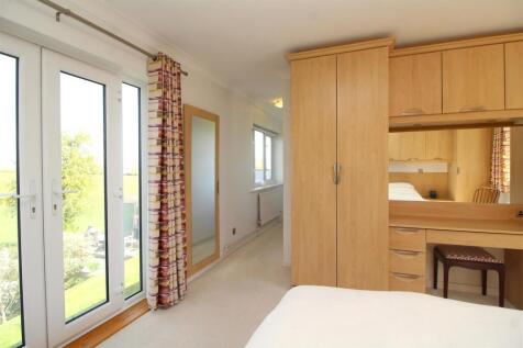 bedroom 1 image .JPG