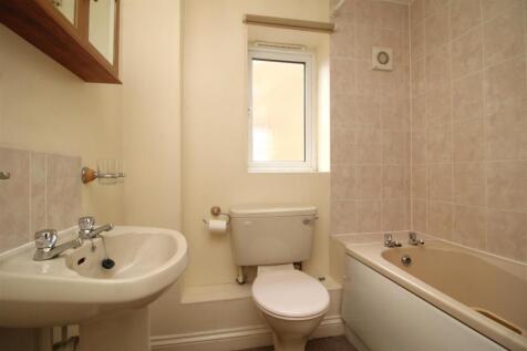 bathroom.JPG