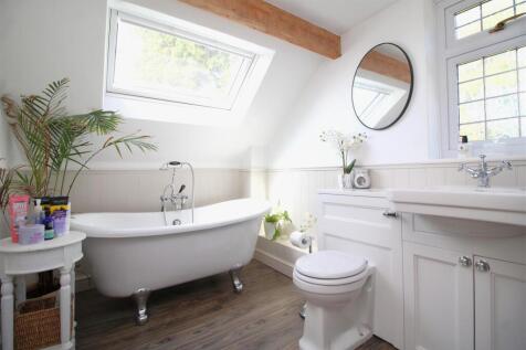 bathroom.JPG