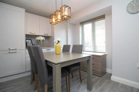 dining room.JPG