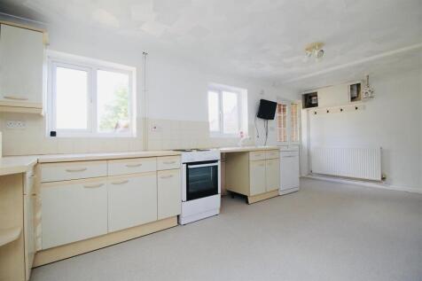 kitchen diner.jpeg