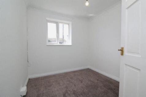 bedroom 4 .jpeg