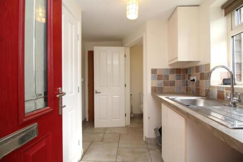 utility and cloakroom.JPG